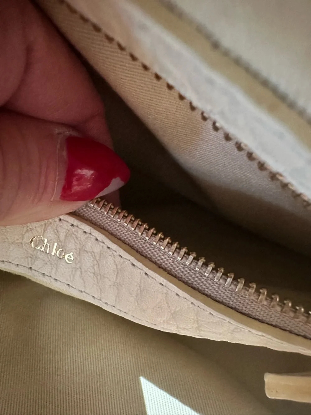 Chloe Cream Leather Shoulder Bag with Gold Chain